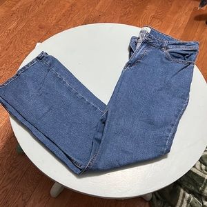 Boot cut jeans